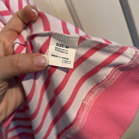 Teal and pink top size medium - Picture 3 of 3